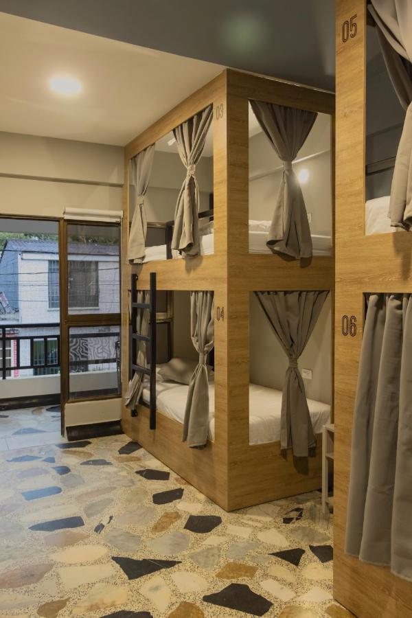 Ventiuna Hotel Y Coliving Перейра Экстерьер фото