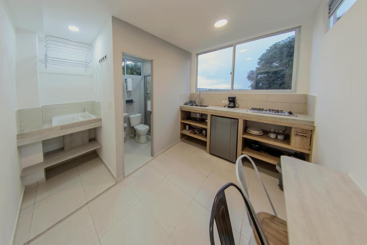 Ventiuna Hotel Y Coliving Перейра Экстерьер фото