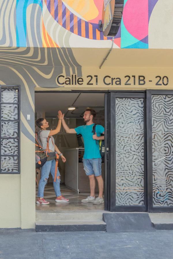 Ventiuna Hotel Y Coliving Перейра Экстерьер фото
