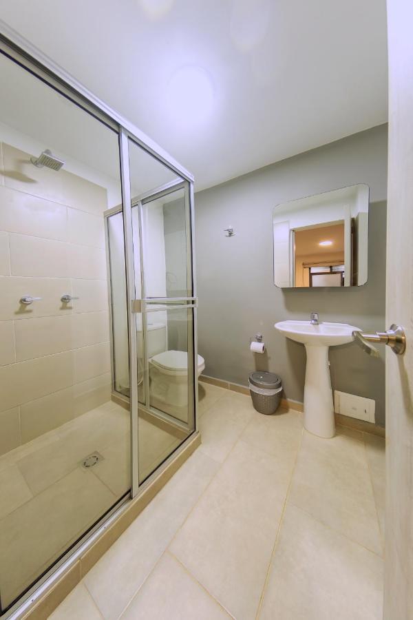 Ventiuna Hotel Y Coliving Перейра Экстерьер фото